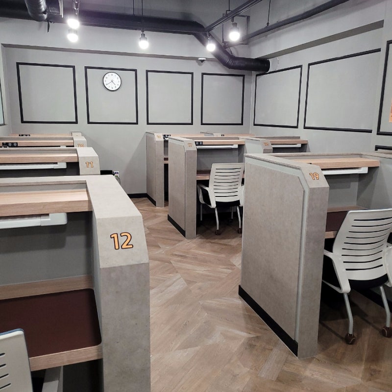 나르샤 스터디카페 석수점