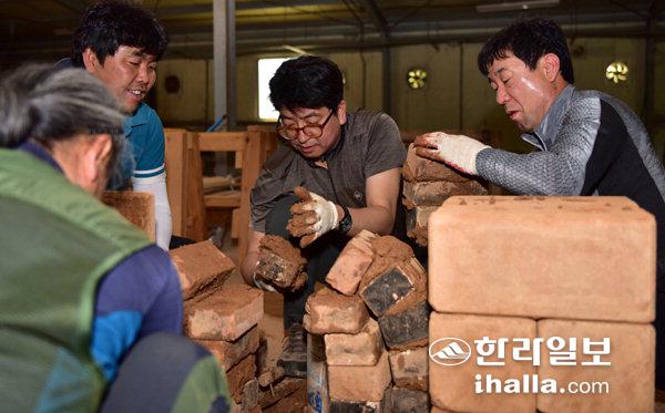  황토집짓기학교 - 내 손으로 짓는 건축주학교