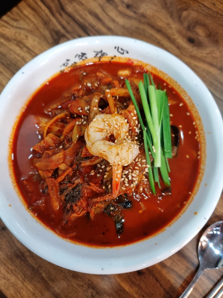  법원짬뽕, 자리만 변하고 맛은 변함없는 둔산동 짬뽕