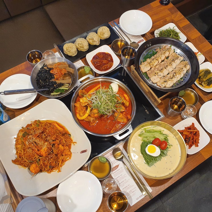 삼성동 맛집 강남 핫플로 뜨고 있는 술집에서 콩국수 먹방, 데이트코스로 추천해요 삼성동 맛집 강남 핫플로 뜨고 있는 술집에서 콩국수 먹방, 데이트코스로 추천해요