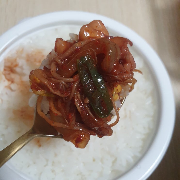  오징어볶음 양념 자박하게 소스에 밥 비벼 먹기 초간편 레시피