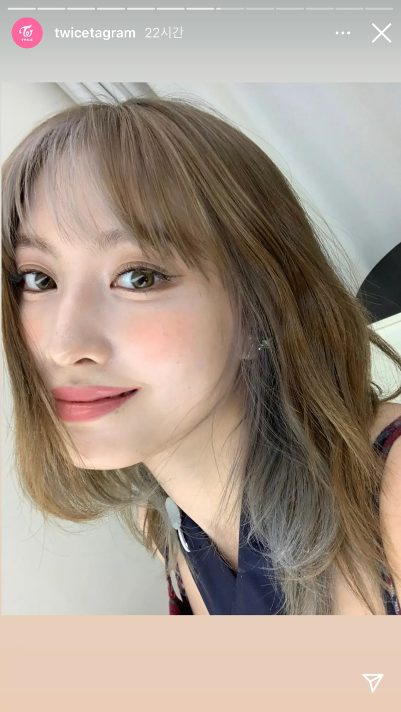 TWICE Momo's Official Instagram Story Photos for Phone Wallpaper