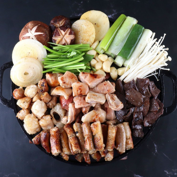 구매평 좋은 용자곱창 한우소곱창 모둠세트600g+염통써비스+참소스3개, 1세트, 700g 좋아요 구매평 좋은 용자곱창 한우소곱창 모둠세트600g+염통써비스+참소스3개, 1세트, 700g 좋아요