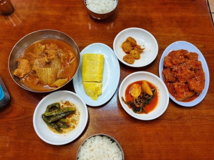 [마포 맛집] 김치찌개 전문점, 굴다리식당
