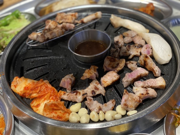  연대 고기집 쟁반집8292