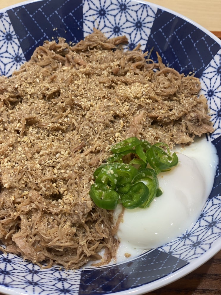  동탄 나루마을 점심 :: 뜸들이다 동탄점 - 어깨살간장덮밥