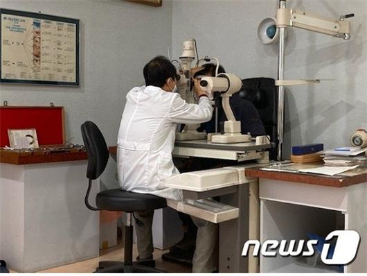 "의사와 눈만 마주쳤는데"… 백내장 수술에 보험금 1.1조원 샌다 "의사와 눈만 마주쳤는데"… 백내장 수술에 보험금 1.1조원 샌다