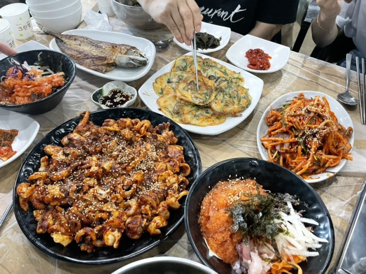  통영 동피랑맛집 동피랑 쭈굴; 쭈꾸미 굴요리 맛집