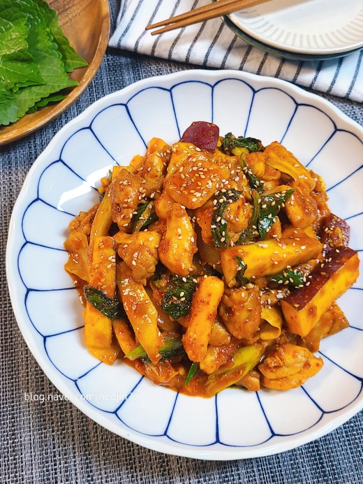 맛있는 닭갈비 만들기 매콤달콤 양념장 닭고기요리 맛있는 닭갈비 만들기 매콤달콤 양념장 닭고기요리