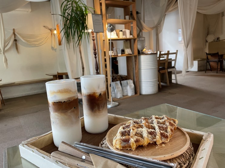  구월동핫플 인생커피를 찾는다면 카페리프 KAFE RIFF 커피맛집 , 크로플도 맛있네