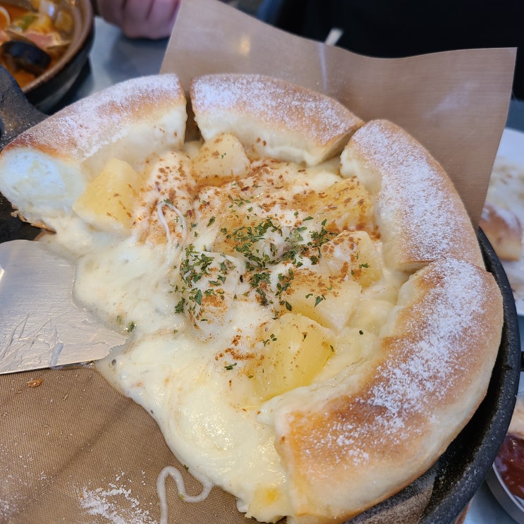  마산 시카고피자 맛집 컨트리맨즈 마산점