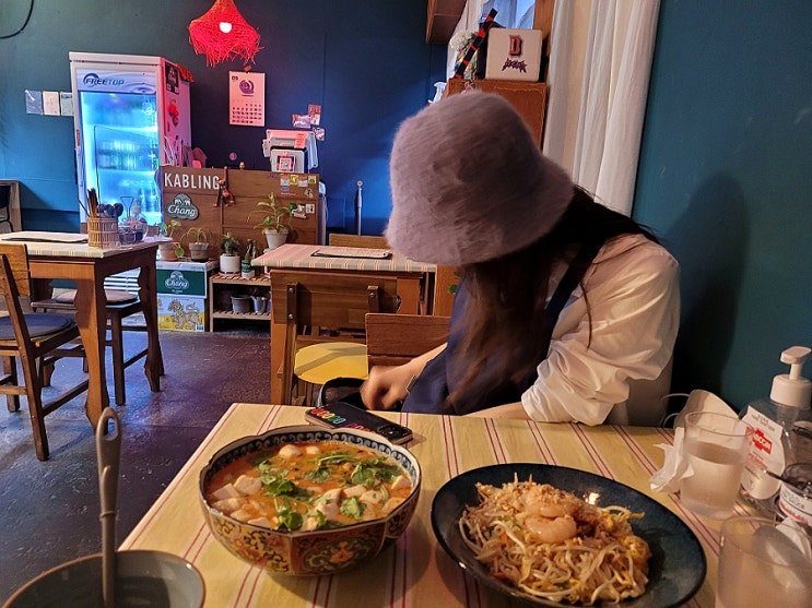  연남동 태국음식 캅링에서 똠얌꿍 팟타이로 해장