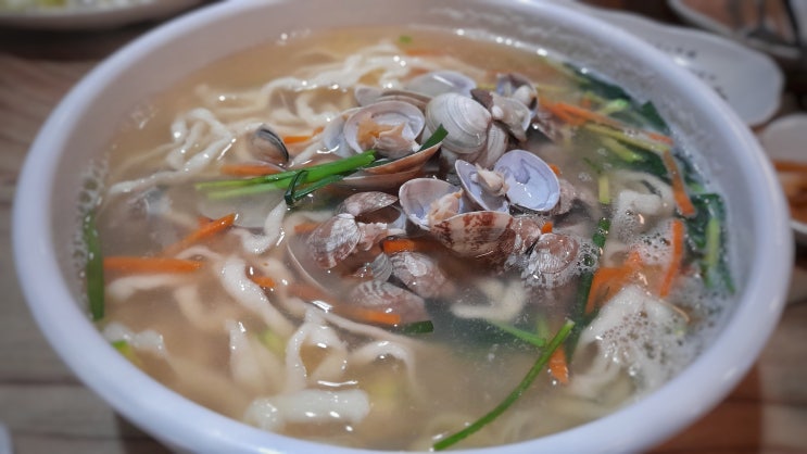  불국사 한옥 칼국수 맛집, 산죽 칼국수