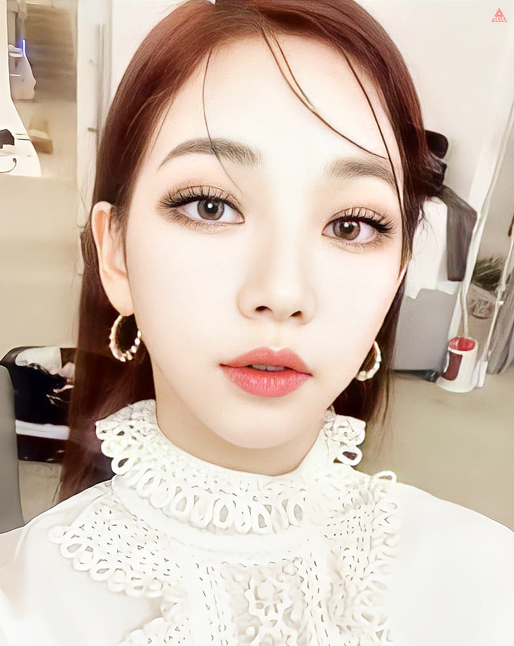 [KARINA] <b>에스파 싱가포르</b> 보그 화보 *카리나 귀걸이 정보... 