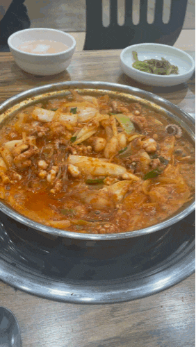  부산 명지동 ‘조방낙지’ 사장님과 직원들이 친절해요(•ڡ•)(+메뉴 추천)