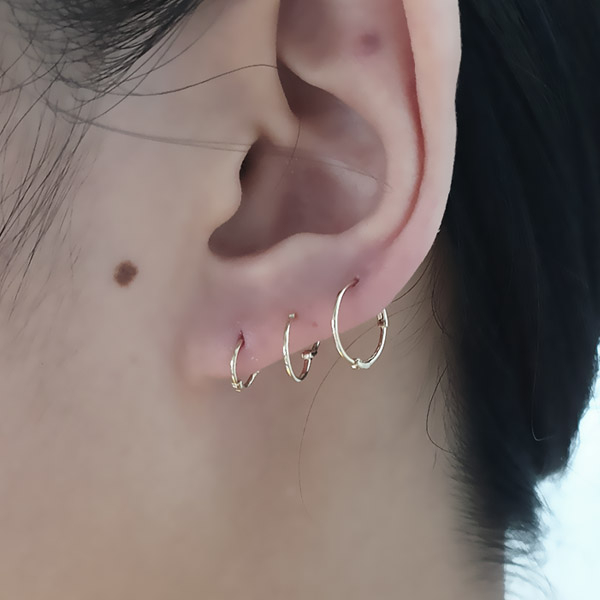 선택고민 해결 블루밍 14K 골드 얇은 데일리 원터치 링귀걸이 ··· 선택고민 해결 블루밍 14K 골드 얇은 데일리 원터치 링귀걸이 ···