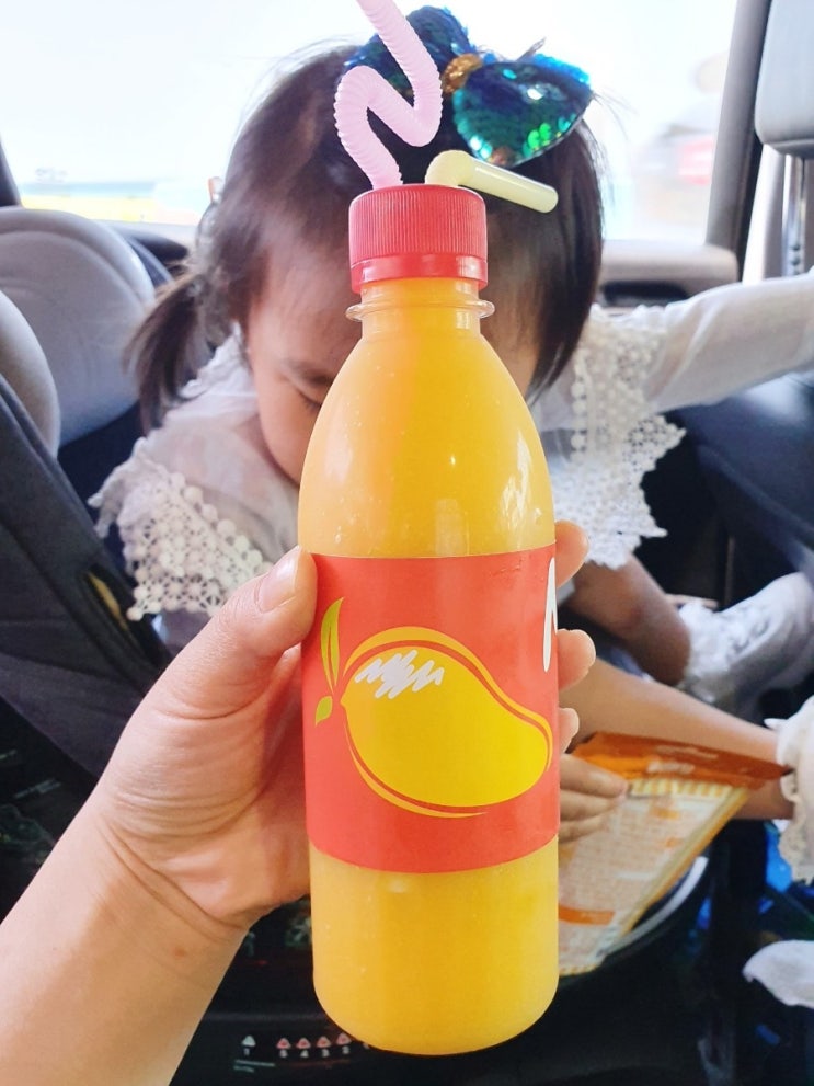  망고레이 제주함덕점_새콤달콤 애플망고쉐이크 냠냠