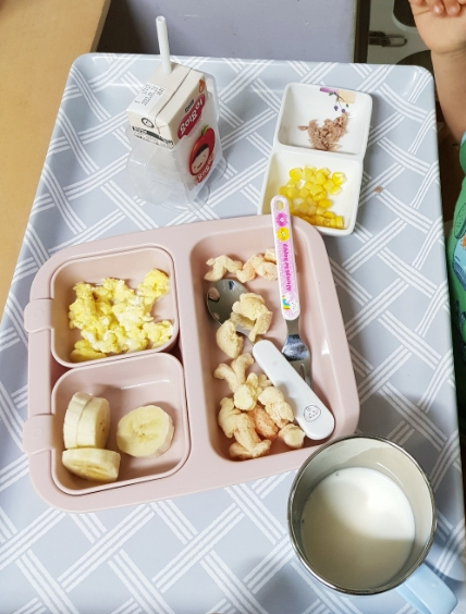 밥 안먹는 아이 아침 식사 - 7첩 간식