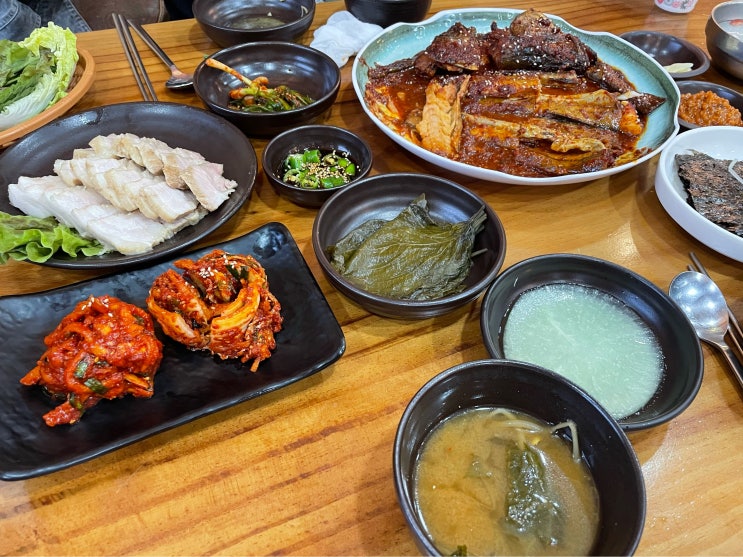 서울 강동구 성내동 (천호역) : 큰집보쌈 왕코다리 천호본점 : 성내동맛집