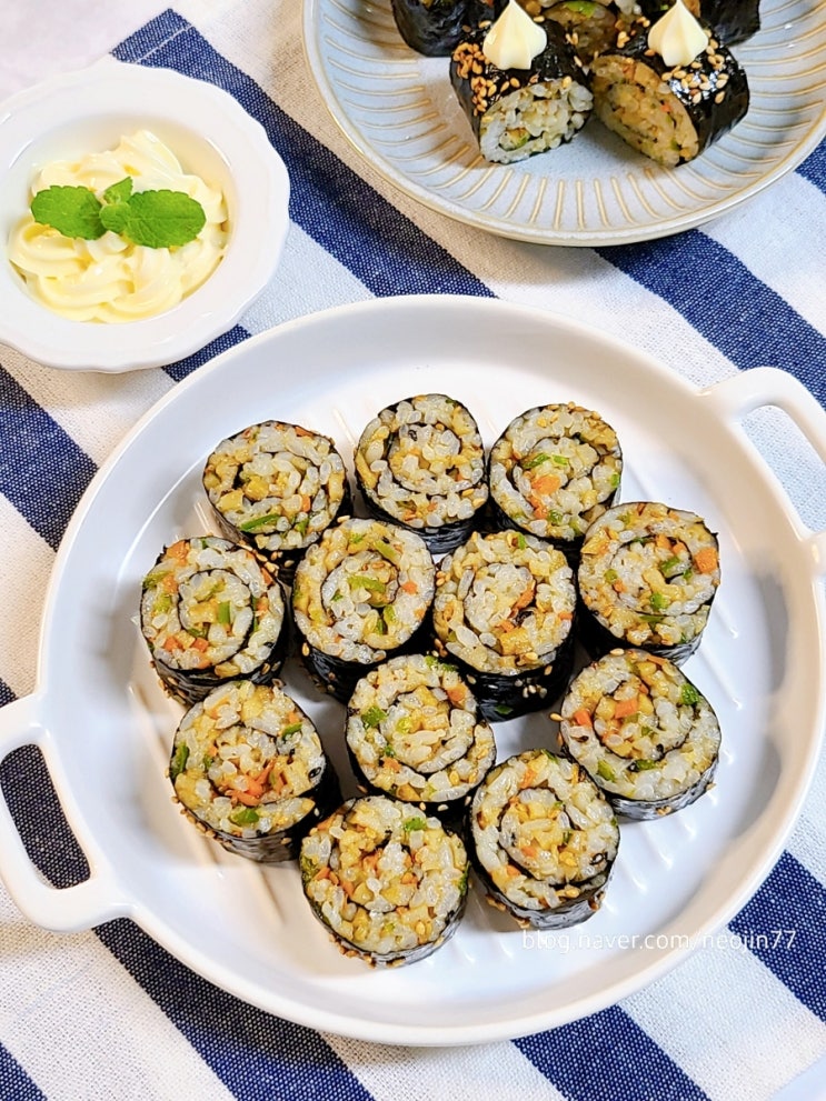 땡초김밥 만들기 오랜만에 혼밥메뉴 매운김밥 맛있네