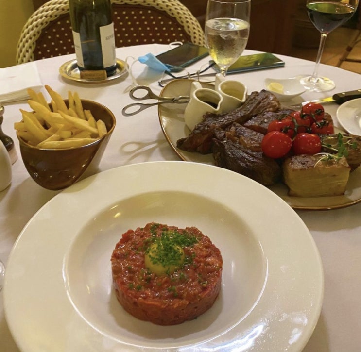  싱가포르에서 맛보는 정통 프렌치 레스토랑, L'Angelus