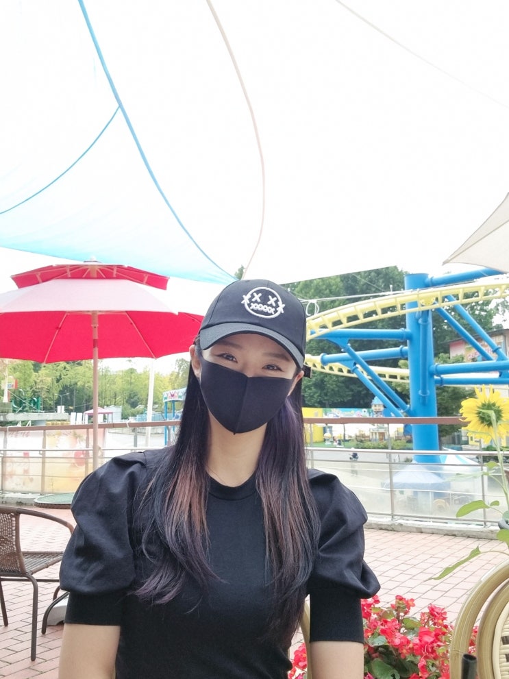 얼굴 작아보이는 모자 엠앤몬스터 볼캡 귀여운 디자인이 매력적 얼굴 작아보이는 모자 엠앤몬스터 볼캡 귀여운 디자인이 매력적
