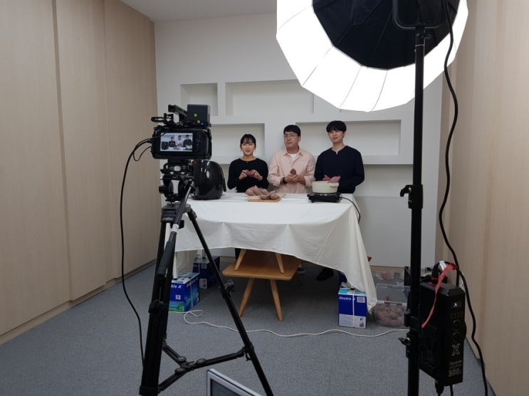  툰즈 X 한국교통대학교와 함께하는 라이브 커머스 ‘충주 밤고구마’