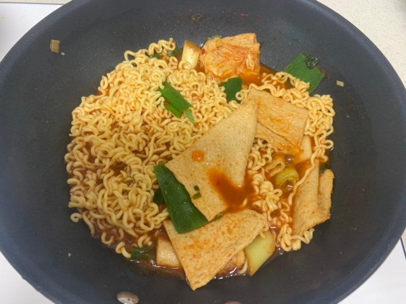 신라면요리) 백종원레시피 신라면으로 라볶이 만들기 (5분요리)