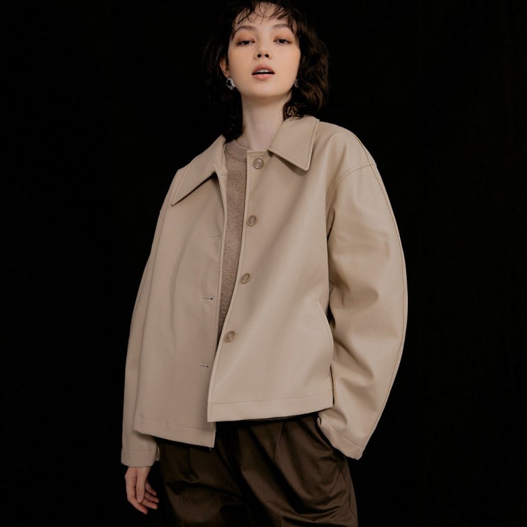 많이 찾는 Brenda Leather Jacket_Beige ··· 많이 찾는 Brenda Leather Jacket_Beige ···