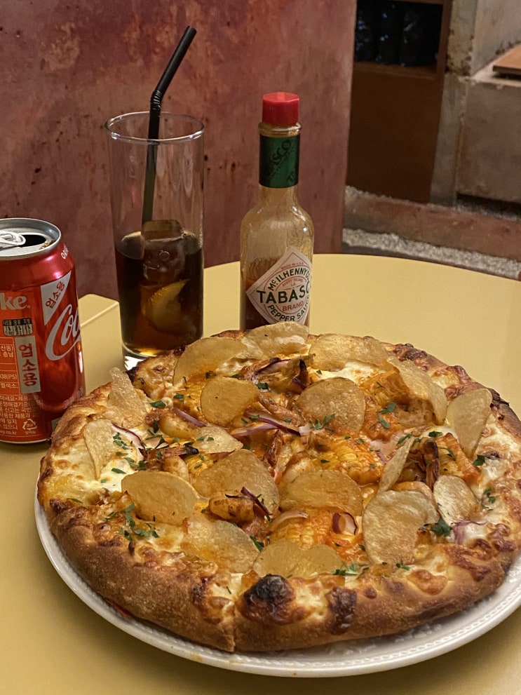  옥수수피자 맛집 한남동 파이프그라운드