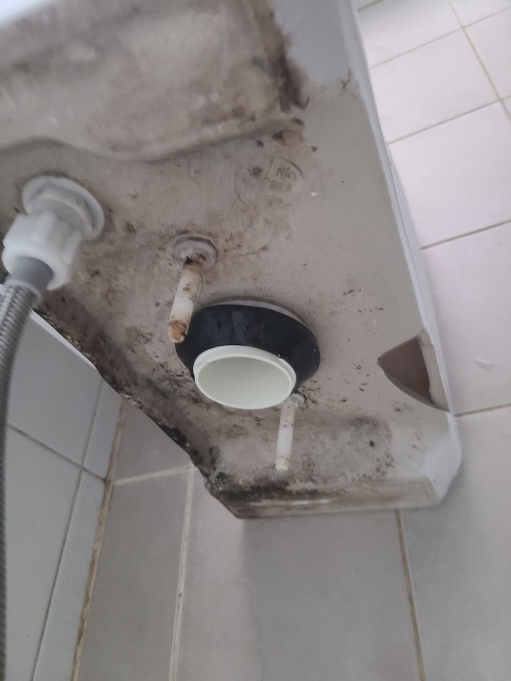  청주변기교체 오송변기교체 오송휴먼시아 변기가 깨졌어요!
