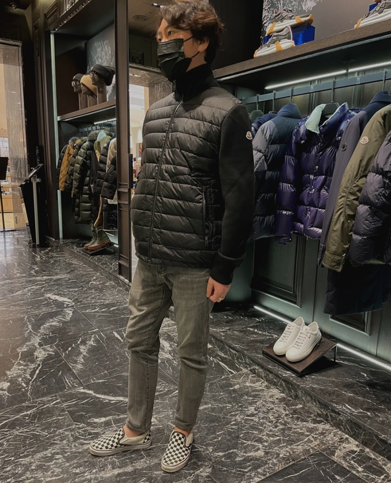 21FW 몽클레어(moncler) 김현우 니트 패딩 가디건 , 든든한 기본템 (백화점구매 사이즈팁) : 네이버 블로그 21Fw 몽클레어(Moncler) 김현우 니트 패딩 가디건 , 든든한 기본템 (백화점구매 사이즈팁) : 네이버 블로그