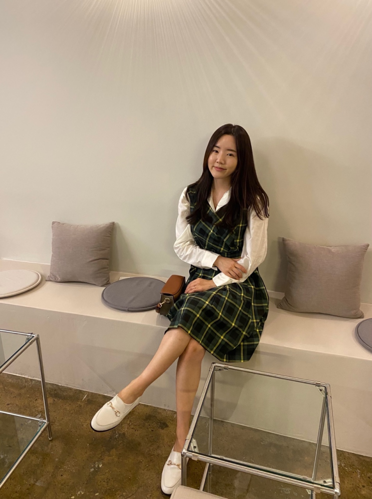  무드있는 가을 체크원피스 몰토에서 만났어요.