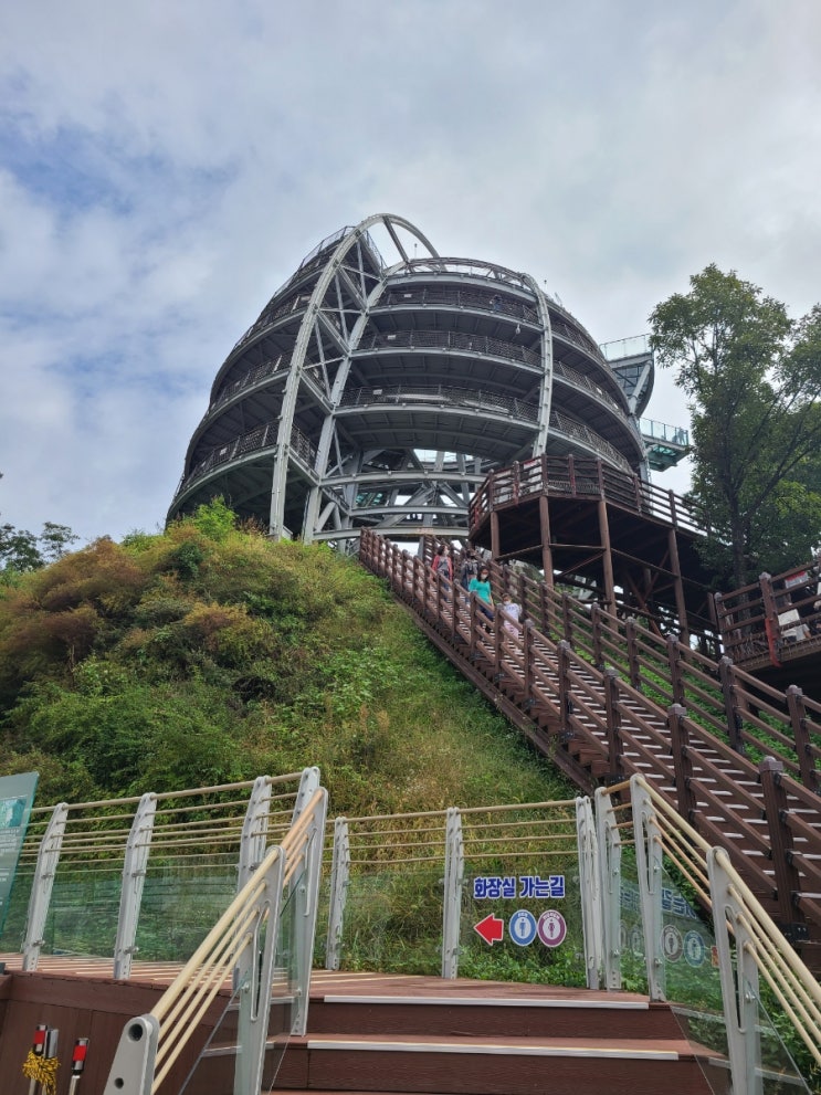 천국으로 가는 계단 단양의 랜드마크 만천하스카이워크
