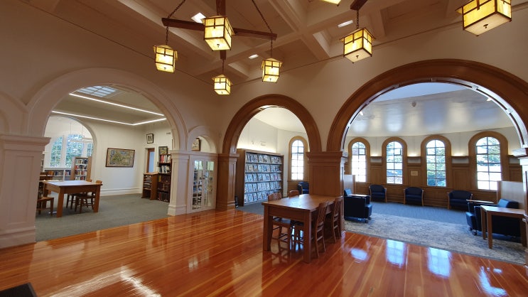 Pacific Grove Library, CA(퍼시픽 그로브 도서관)