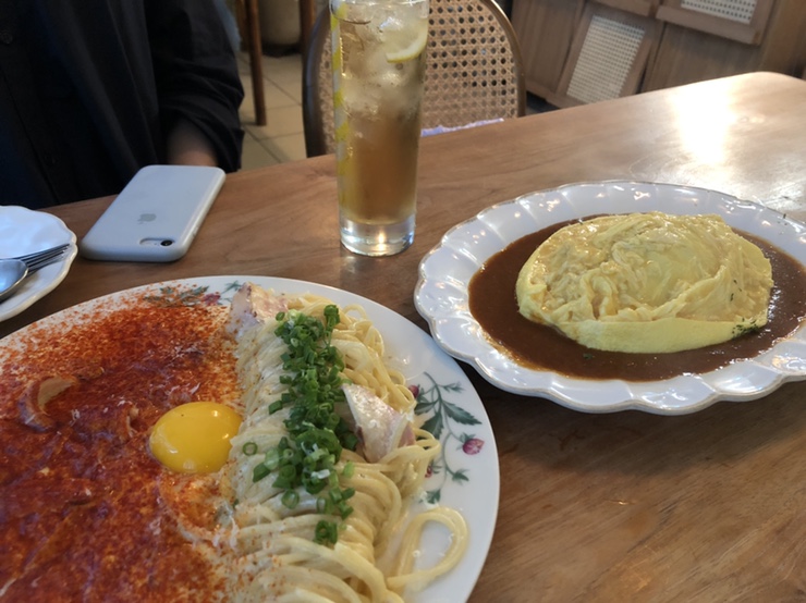  을지로 입구 맛집 을지다락 :)  블루룸 전시 보고 맛있는 거 먹기