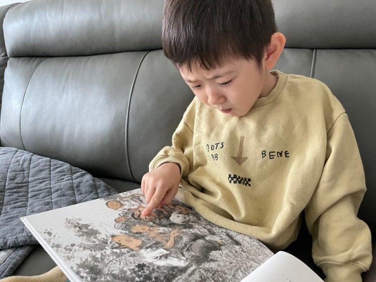  리커버와 새로운 그림, 그리고 작품해설까지 추가한 <나비를 잡는 아버지>