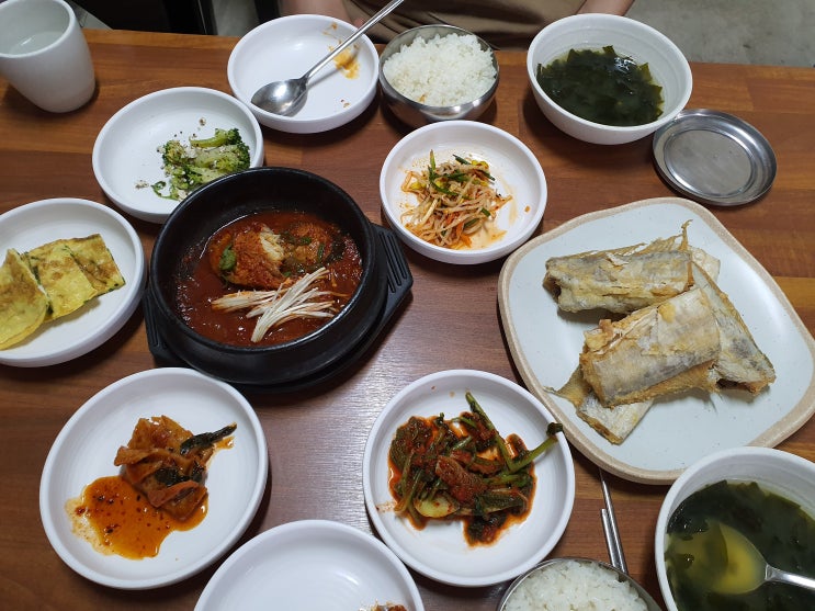 제주 뚱보아저씨 / 갈치구이 정식 찐맛집 후기(feat.고등어조림, 성게미역국 존맛탱)_제주 태교여행 #2