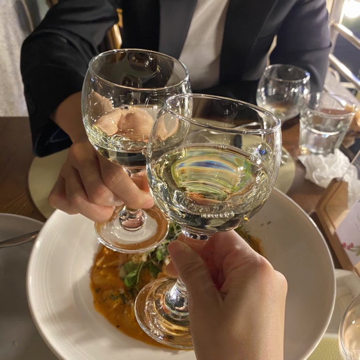  [연남동][비스트로 오라] 테라스자리에서 먹는 이탈리안 / 가성비 좋은 세트메뉴 / 연남동 맛집