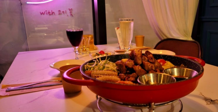  대구 상인동 맛집, 고기에꽃피다(수비드 돼지고기, 고깃집, 와인, 분위기)