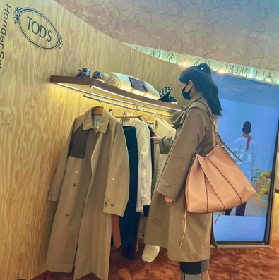  토즈 TOD'S  X 헨더스킴 캡슐 컬렉션 여자 남자 트렌치코트