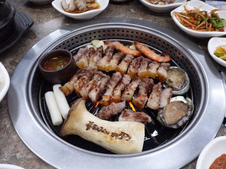 흑돼지가있는풍경 간장게장 나오는 제주 흑돼지 도민맛집