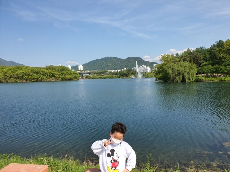  충주 명소 ' 호암지 ' 의 낮과 밤