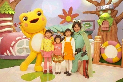 2005년 1월 야랑이의 개굴개굴 이야기 유치원 촬영 (개그맨 이승환, 심혜원, 정다빈 등) 2005년 1월 야랑이의 개굴개굴 이야기 유치원 촬영 (개그맨 이승환, 심혜원, 정다빈 등)