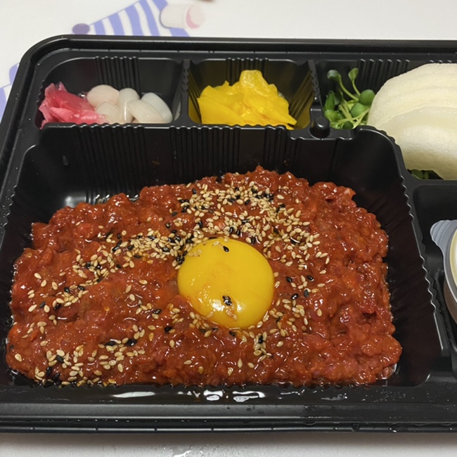 이것이 바로 전라도의 자랑 고추장육회입니다 : 함평한우 육회비빔밥 본점 , 광주 화정동 맛집