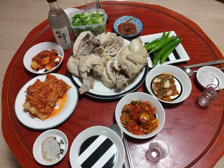  이강주와 닭백숙 ! 먹고 기운차리기