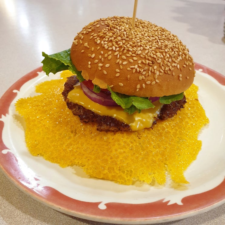  신사역맛집 브루클린 더 버거 조인트 가로수길 수제버거맛집(Brooklyn the Burger Joint)