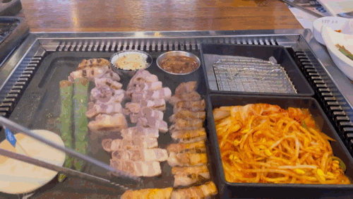  경기시흥_숙련된 직원이 구워주는 맛있는 완벽한 온도 "쏘삼208"