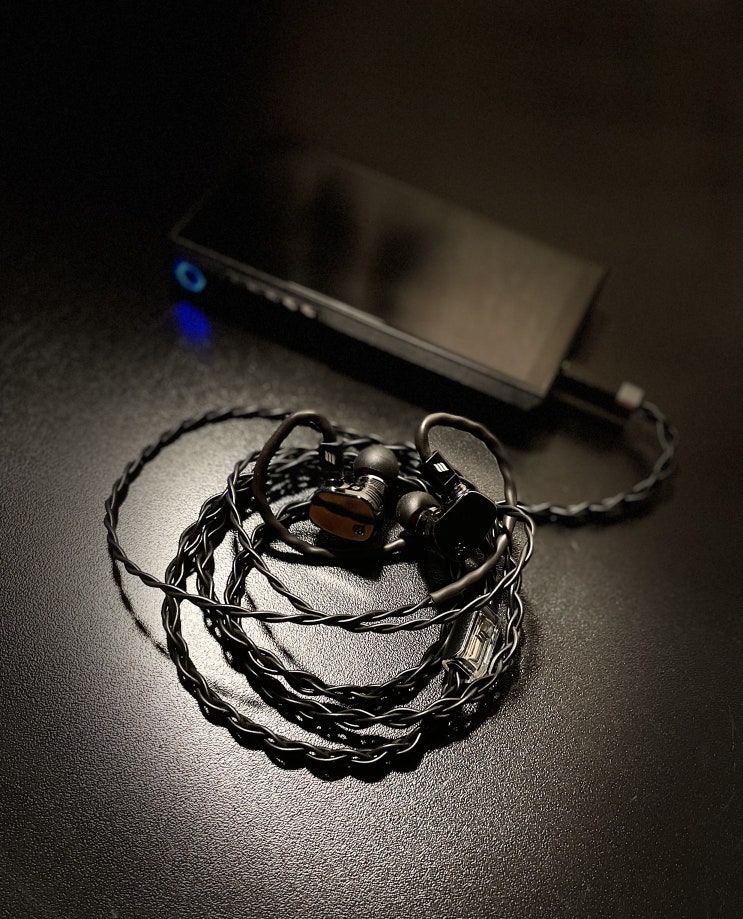  솔라리스 2020 +EVO10 +Fiio M11 plus LTD 블랙의 향연