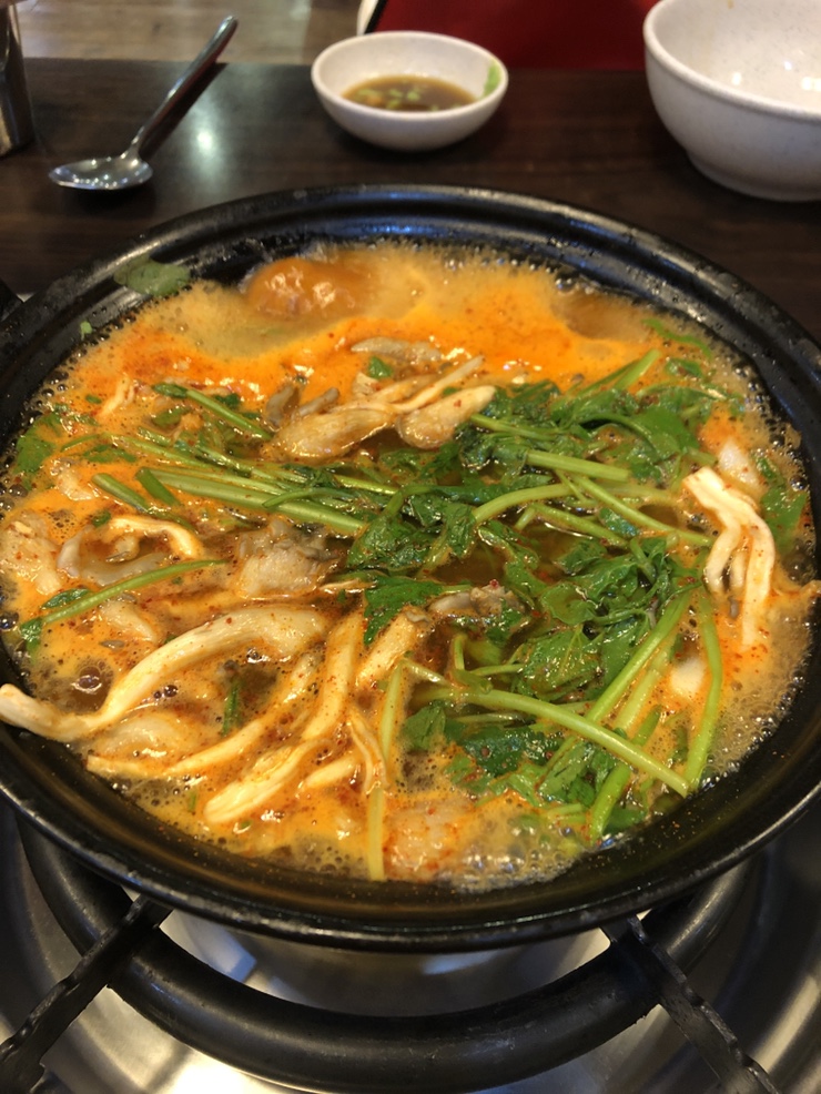  부천 현대백화점 등촌샤브칼국수